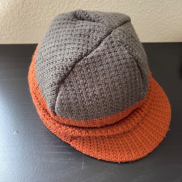 The North Face Knit Orange/Gray Hat - Picture 6 of 6